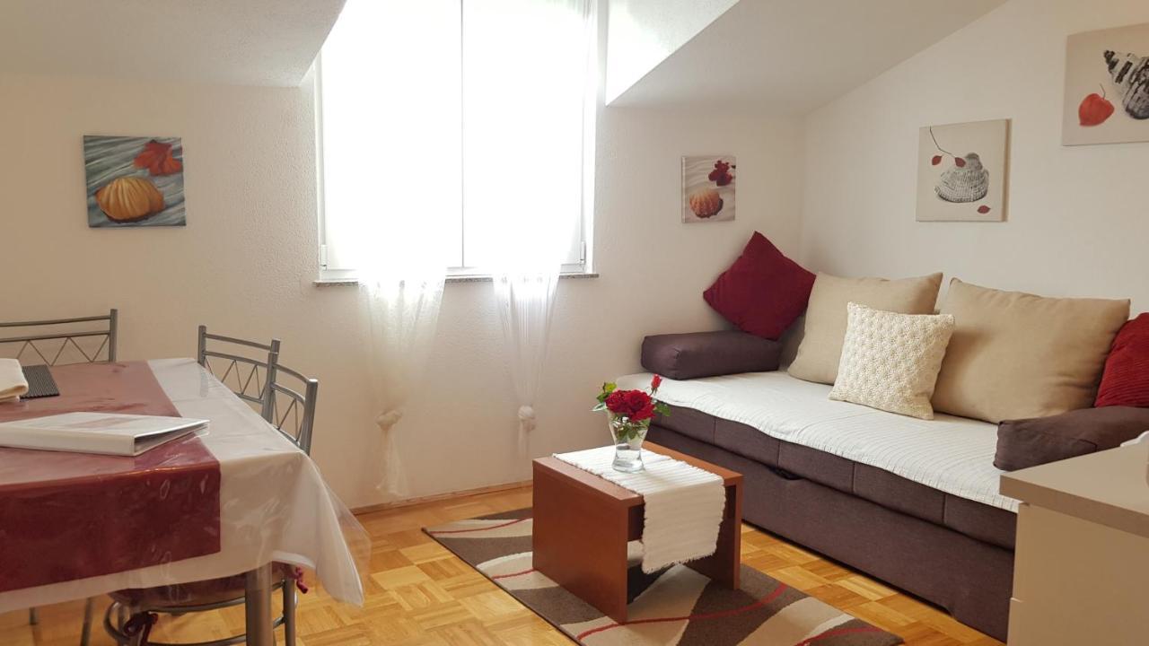 Apartmani Villa Lilliana Tribalj Esterno foto