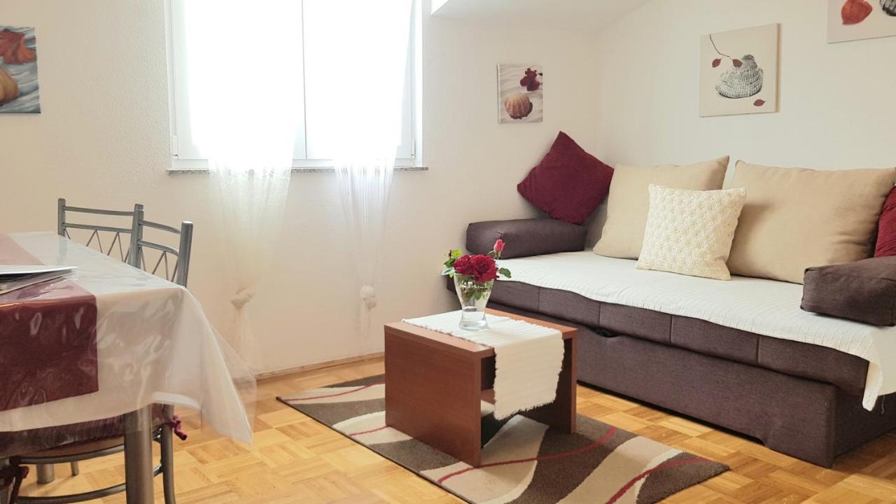 Apartmani Villa Lilliana Tribalj Esterno foto