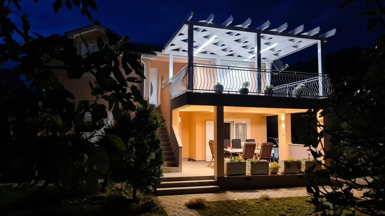 Apartmani Villa Lilliana Tribalj Esterno foto