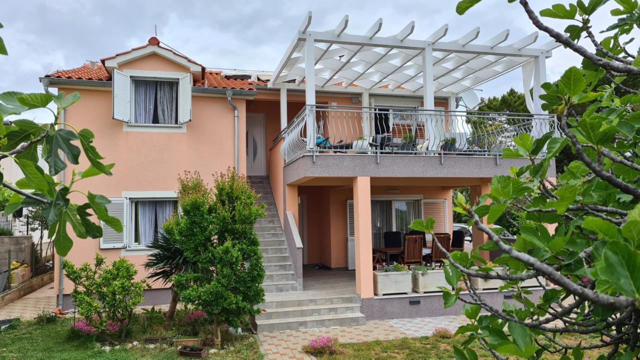 Apartmani Villa Lilliana Tribalj Esterno foto
