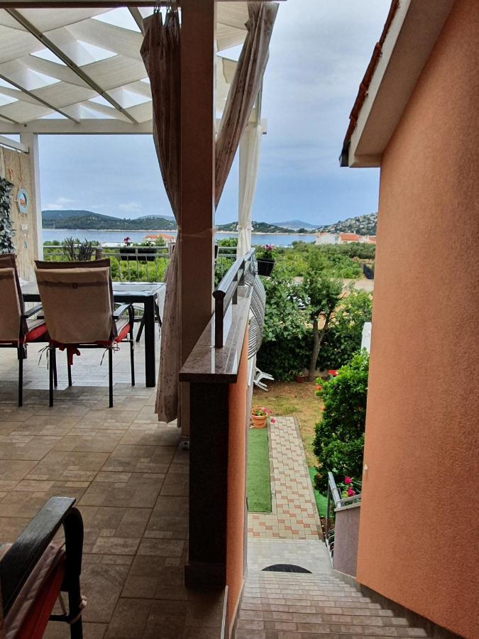 Apartmani Villa Lilliana Tribalj Esterno foto