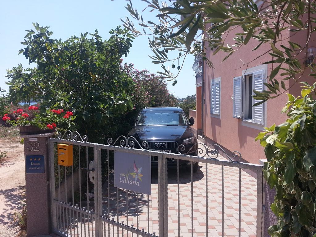 Apartmani Villa Lilliana Tribalj Esterno foto